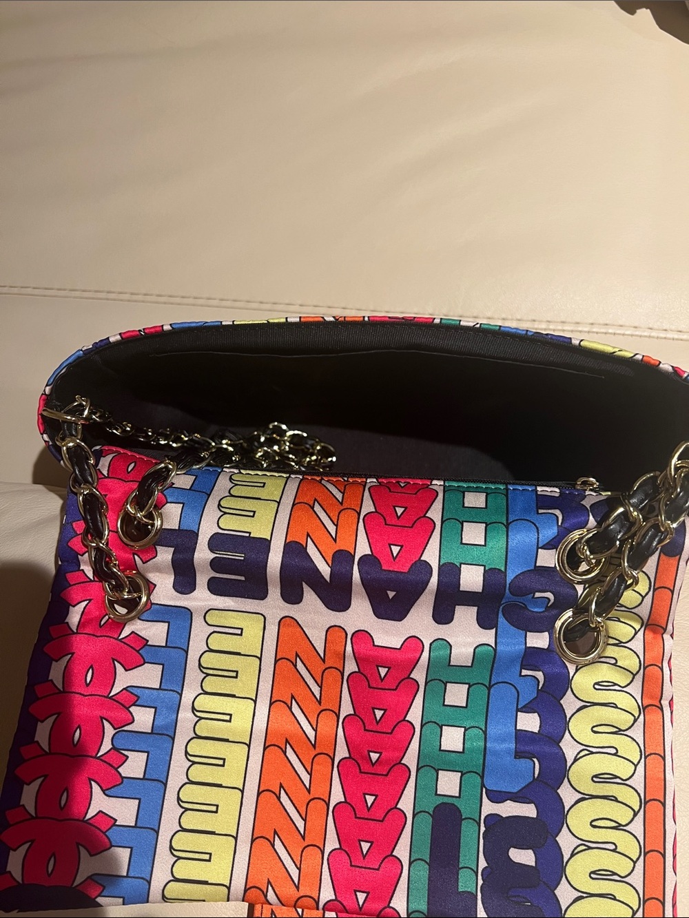 Multicolor Logo Quilted Shoulder Bag in White Base with Rainbow Stripe - Picture 3 of 8
